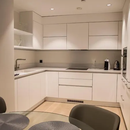 Dream - Executive With Balcony